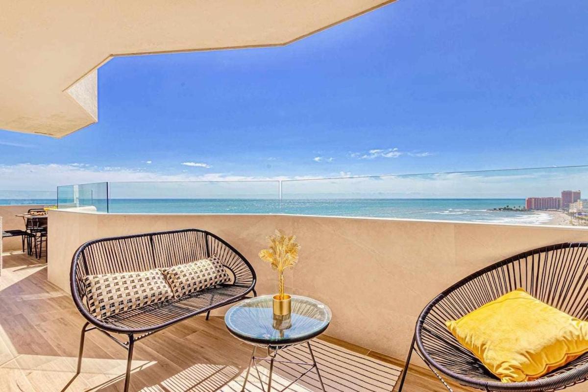 797 Holiday Rentals - Benalbeach- Moderno Piso Para 5 Con Vistas Al Mar เบนัลมาเดนา ภายนอก รูปภาพ