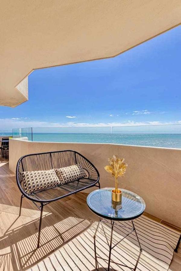 797 Holiday Rentals - Benalbeach- Moderno Piso Para 5 Con Vistas Al Mar เบนัลมาเดนา ภายนอก รูปภาพ