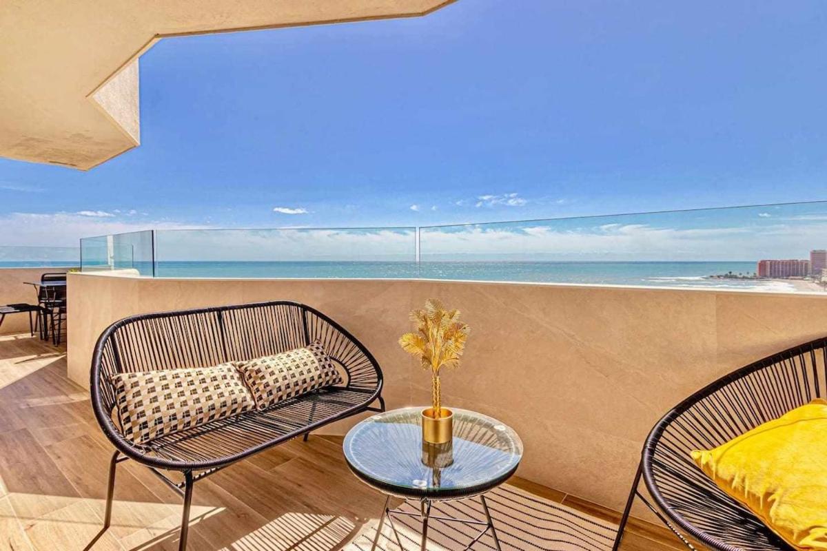 797 Holiday Rentals - Benalbeach- Moderno Piso Para 5 Con Vistas Al Mar เบนัลมาเดนา ภายนอก รูปภาพ